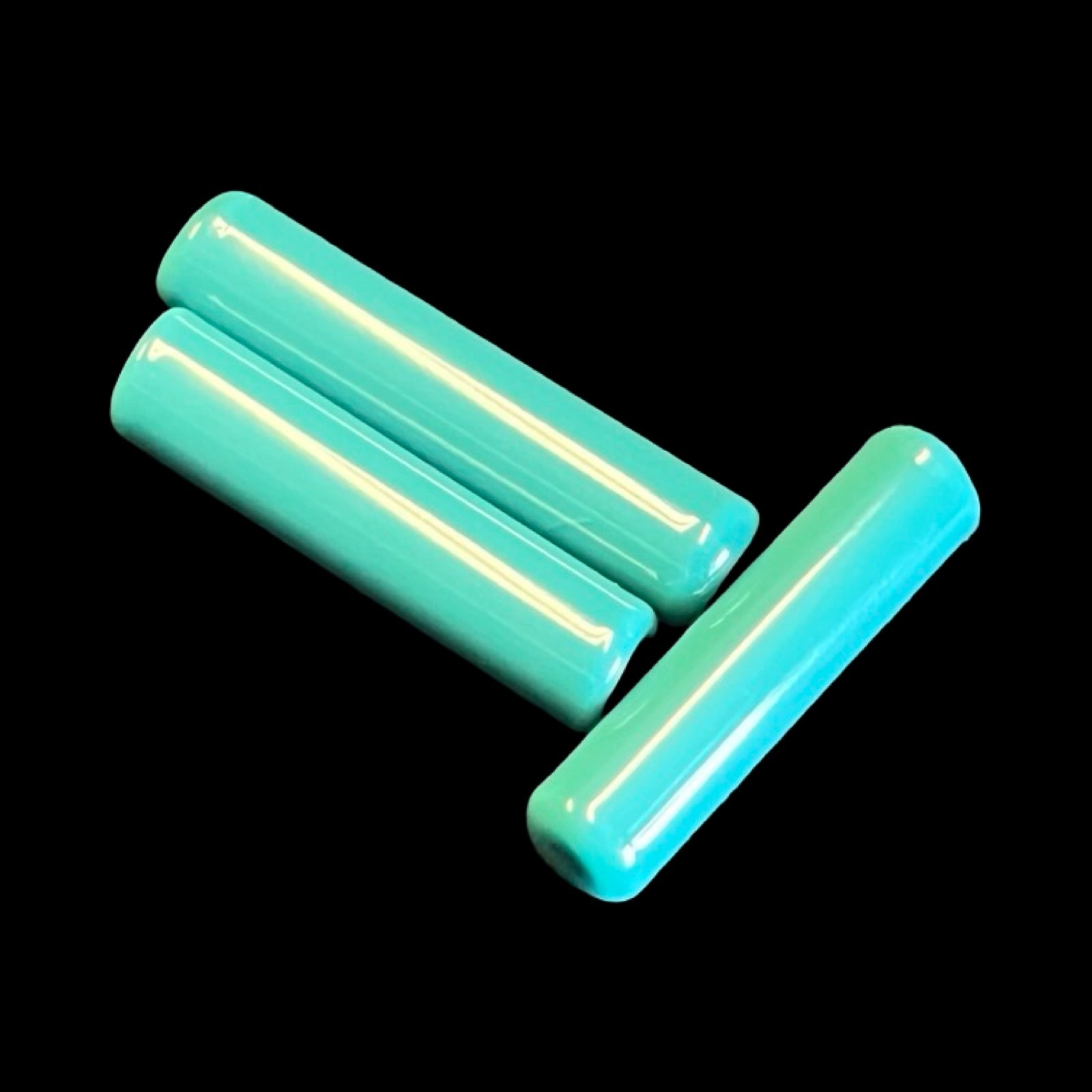 Blue pillars 19mm--25mm Steve H Glass